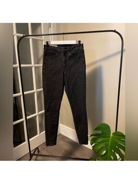 Gap Size 30 (10) Black Skinny Jeans